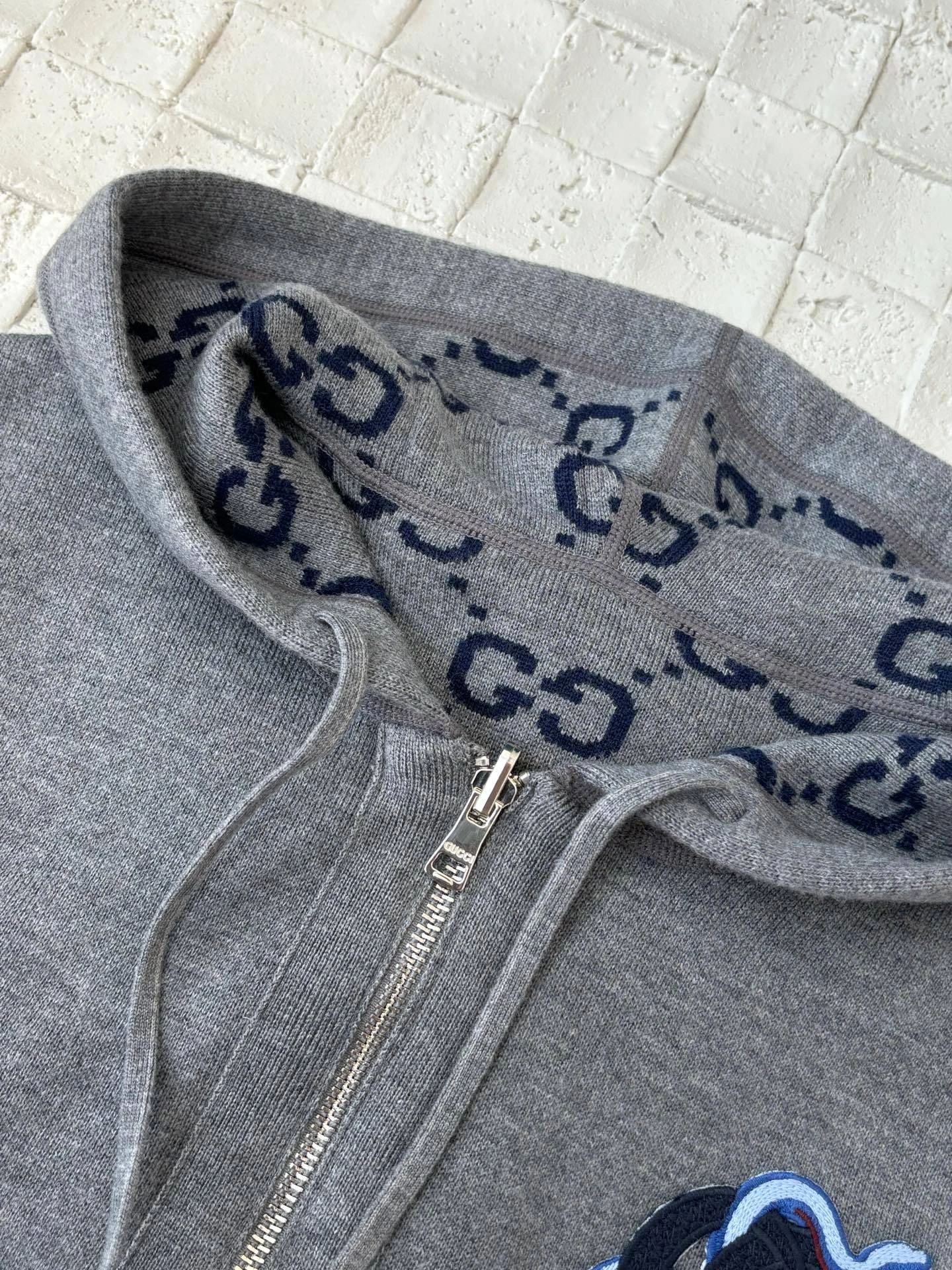 wg.luxury- 6u33i reversible wool item:E-F363F1505